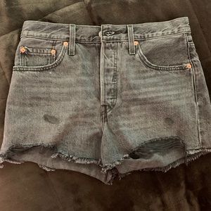 Levi’s high waisted brand new shorts